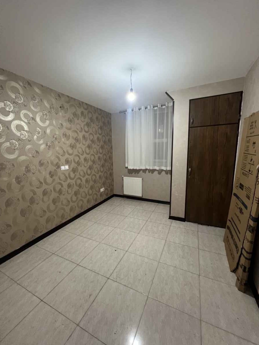 آپارتمان 3 خواب 140 متری 16 واحدی بیست متری امام خمینی