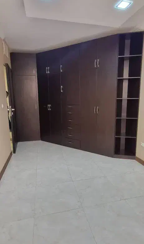 آپارتمان 2 خواب 135 متری زرگری