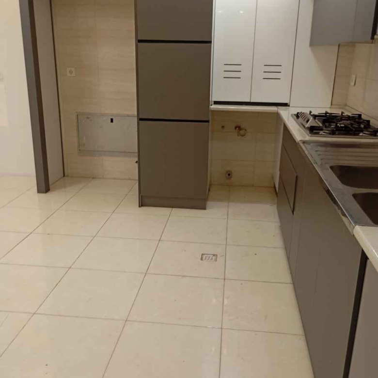 آپارتمان2خوابه در بهترین منطقه بلوار گلستان