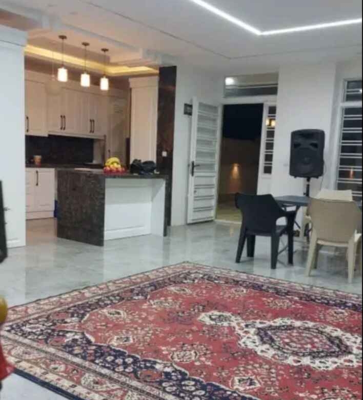 خانه ویلایی 2 خواب 122 متری تک واحدی شهرک گویم