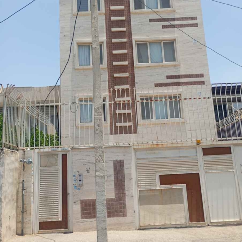 آپارتمان 2 خوابه تک واحدی خیابان راهنمایی