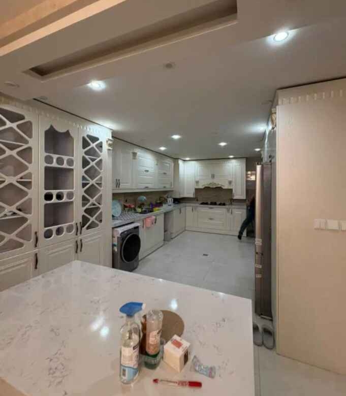 اپارتمان 3خواب 220 متری کسایی