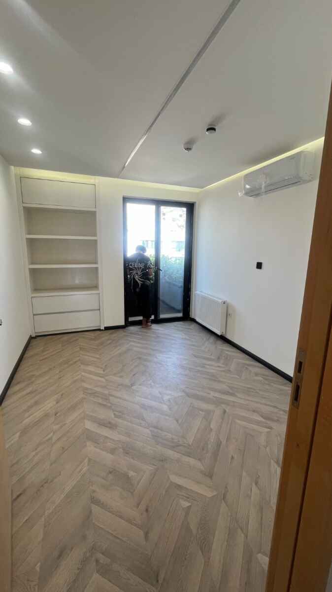 آپارتمان 210 متری سه خواب فول هوشمند ویو باغ