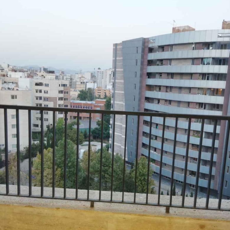 آپارتمان 225متری 3خواب خیابان 20چمران روبه روی پارک مهر