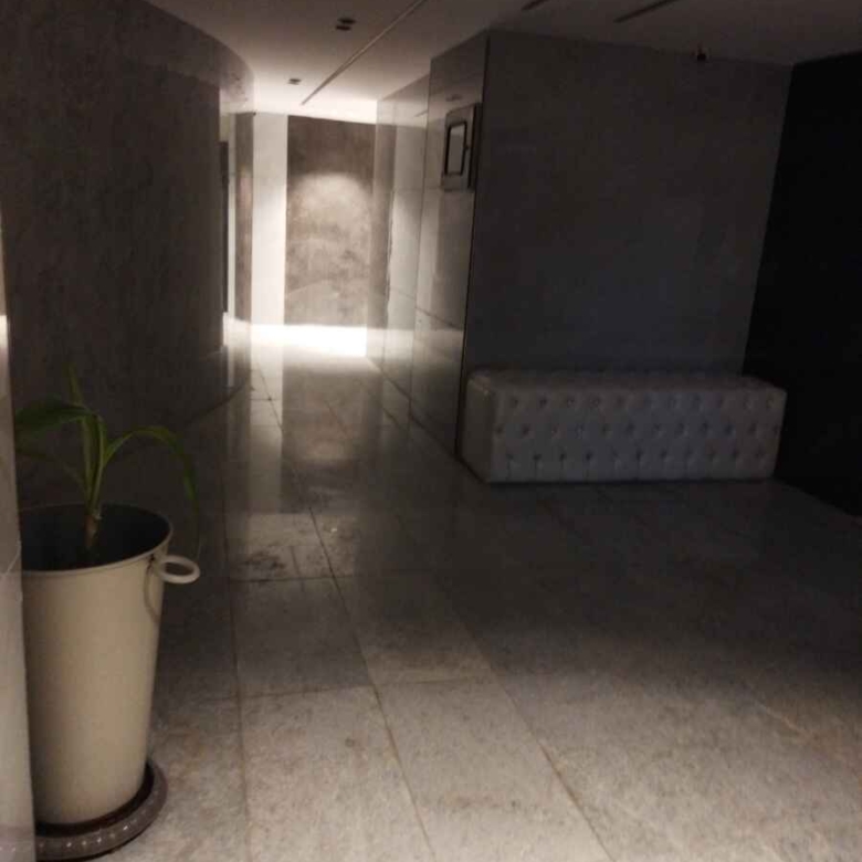آپارتمان 225متری 3خواب خیابان 20چمران روبه روی پارک مهر