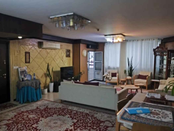 آپارتمان سه خواب 165 متری ارم