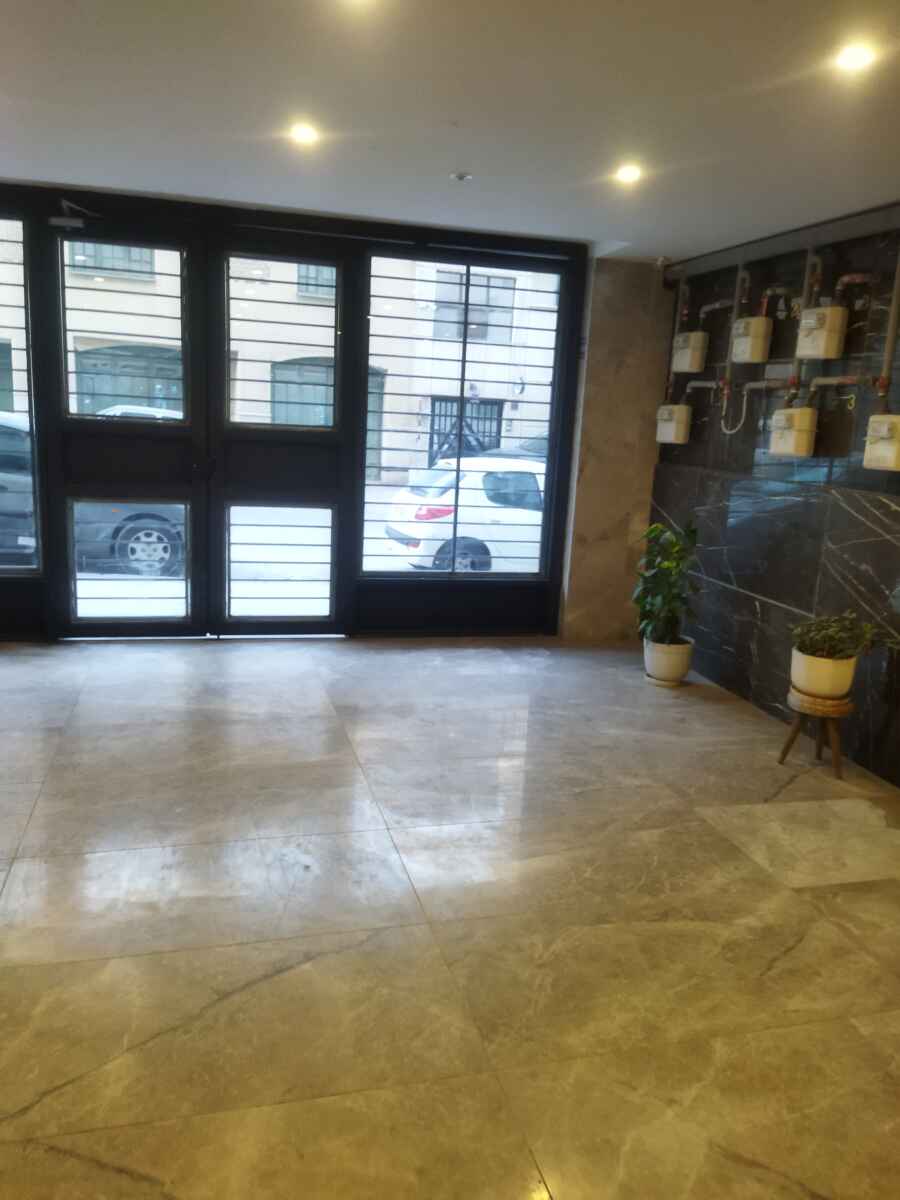 آپارتمان 210 متری 3خواب خ شهدای ابیوردی نبش ک3س یونا