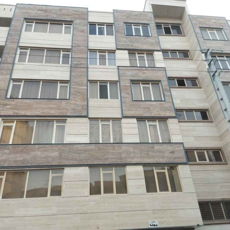 آپارتمان 210 متری 3خواب خ شهدای ابیوردی نبش ک3س یونا