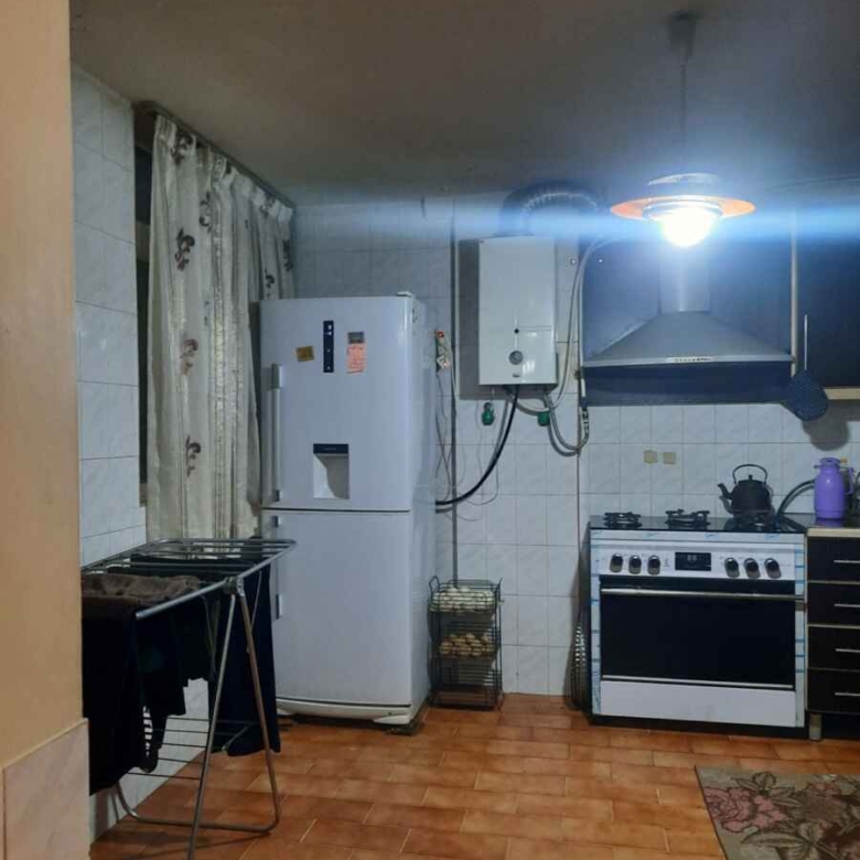 آپارتمان 2 خوابه 90 متری سینما سعدی