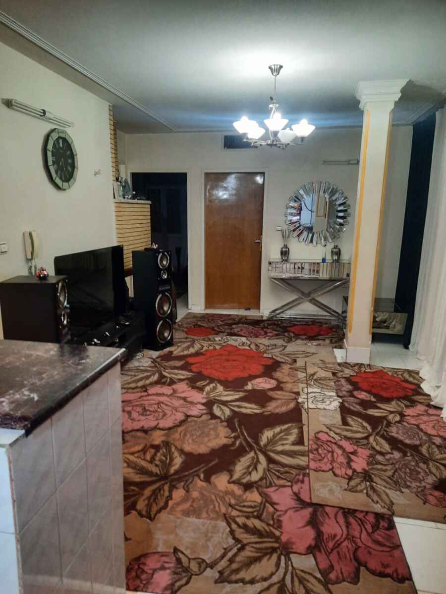 آپارتمان 2 خوابه 90 متری سینما سعدی