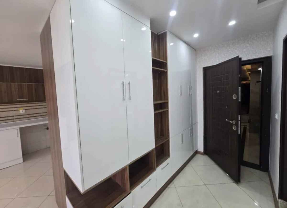 آپارتمان 160 متری 3 خوابه مستردار باهنرشمالی / فراز