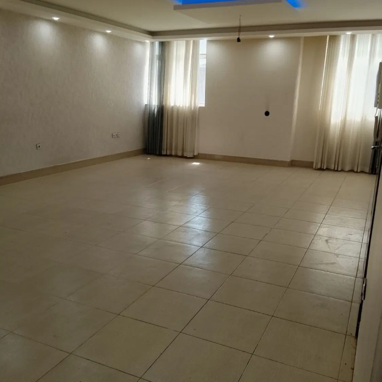 130 متری خوش نقشه شیک گلدشت حافظ