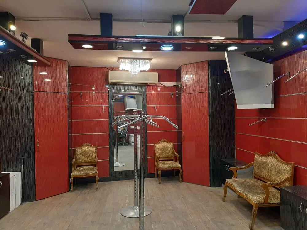 یک واحد تجاری بزرگ