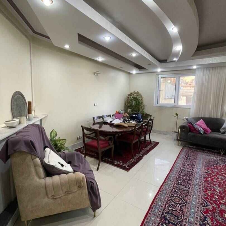 آپارتمان 150 متری 2 خواب ارم