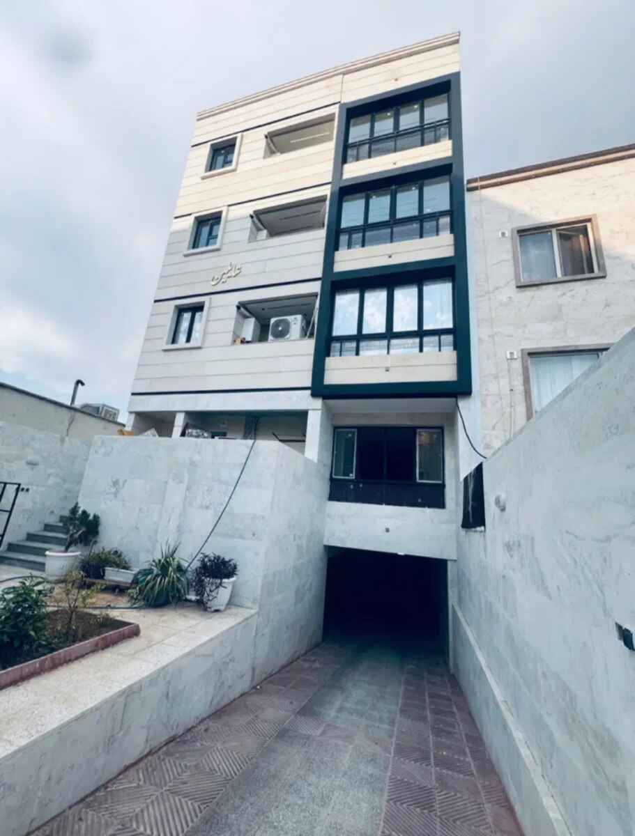 1003121940 اپارتمان دوخواب 130 متر نوساز روزی طلب