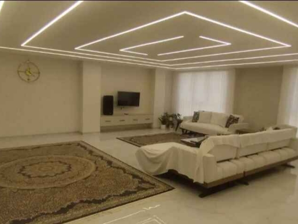 اپارتمان 145 متر 3خواب امام خمینی 19