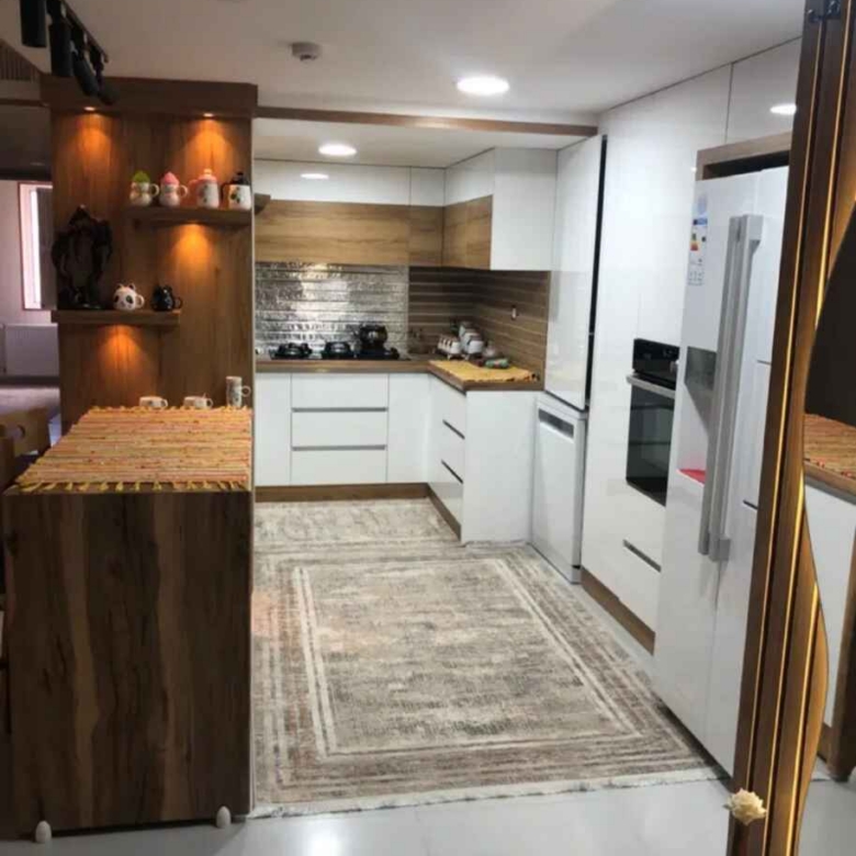 اپارتمان 3 خواب 130 متر ازادگان